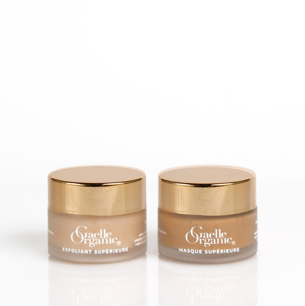 Travel-size Gaelle Organic Signature Treatment for fine lines consisting of Exfoliant Superieure and Masque Superieure, on a plain background